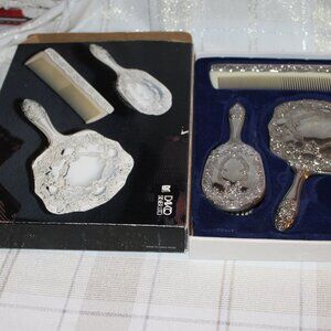 VINTAGE SILVER-PLATED MIRROR BRUSH & COMB SET LOVELY IN THE ORIGINAL BOX WHOW!